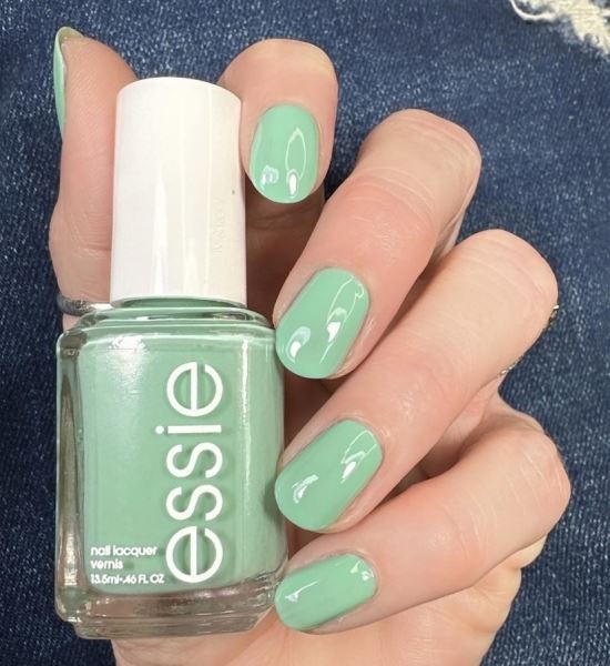 
                        

                        Essie Feel The Fizzle Spring Collection 2023

                    