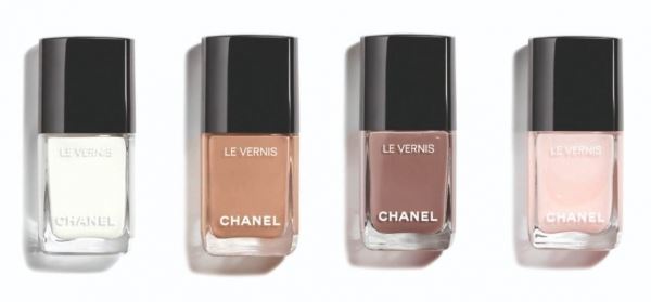 
                        

                        Обновленная коллекция лаков для ногтей Le Vernis от Chanel

                    