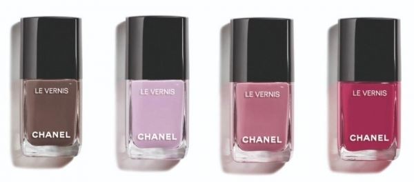 
                        

                        Обновленная коллекция лаков для ногтей Le Vernis от Chanel

                    