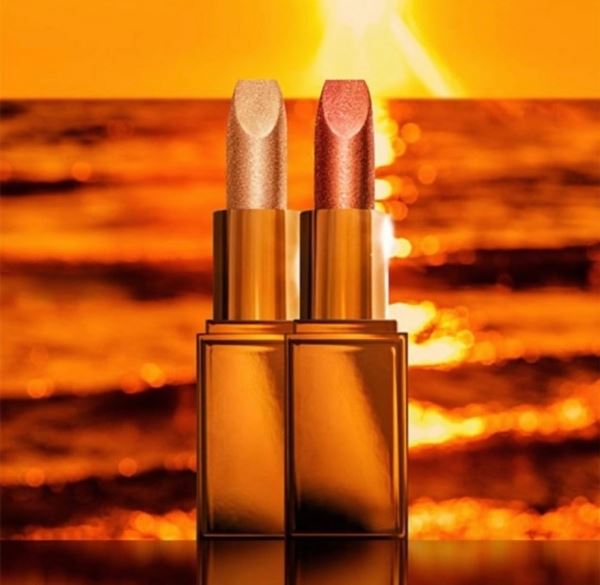 
                        

                        Tom Ford Soleil de Feu Collection Summer 2023

                    